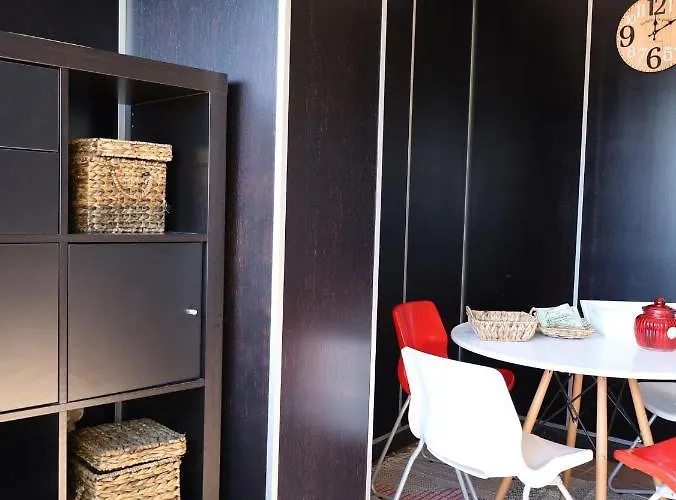 Apartment House Prada *